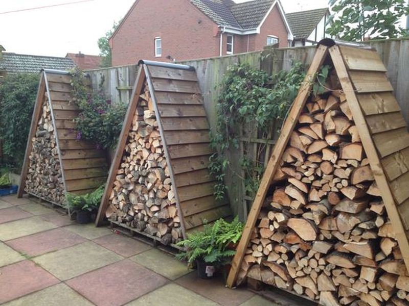Хранение дров на даче