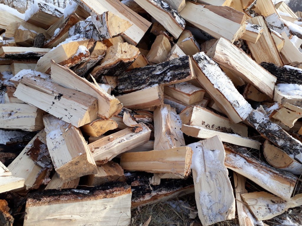 купить колотые дрова из берёзы III сорт в Санкт-Петербурге и Ленинградской области